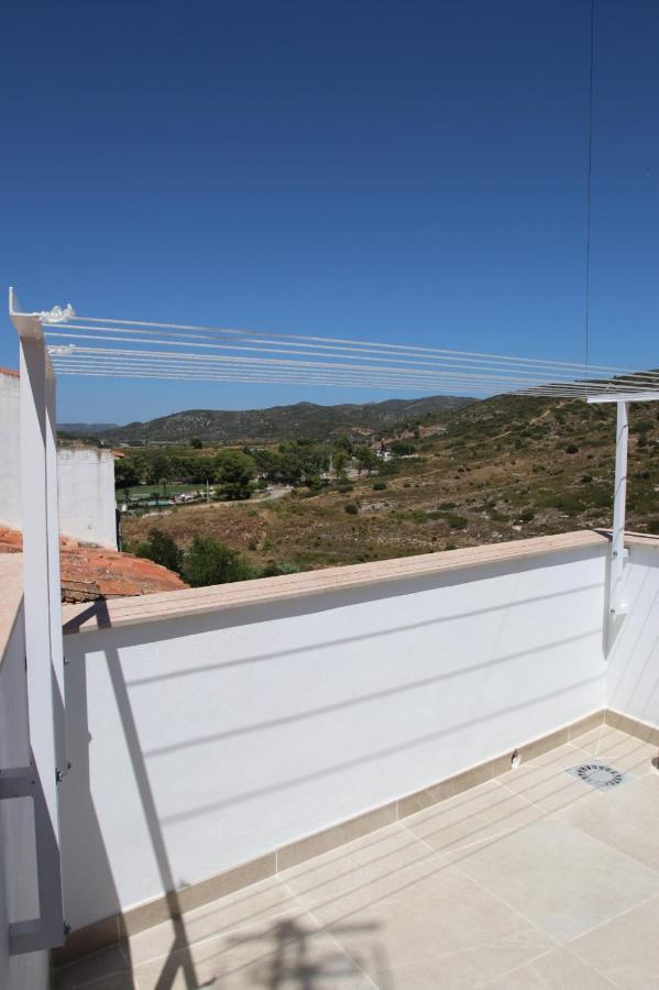 Un Moment, Casa Rural De 4 Estrellas Les Coves de Vinroma Exterior photo